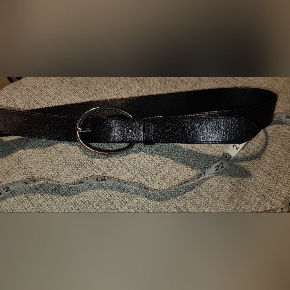 VNTG FORTH&TOWNE BLACK LEATHER WOMEN'S BELT SIZE M/L SOLID BRASS SILVER BUCKLE